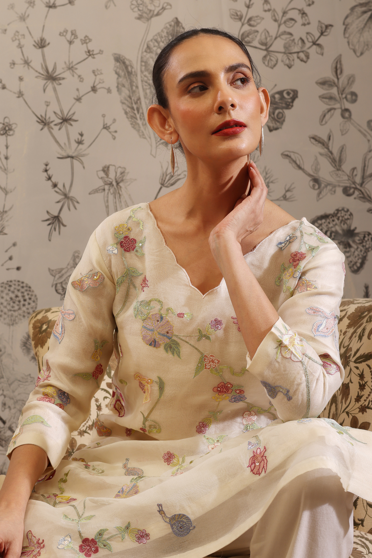 Manohara - Kurta Set- Off White