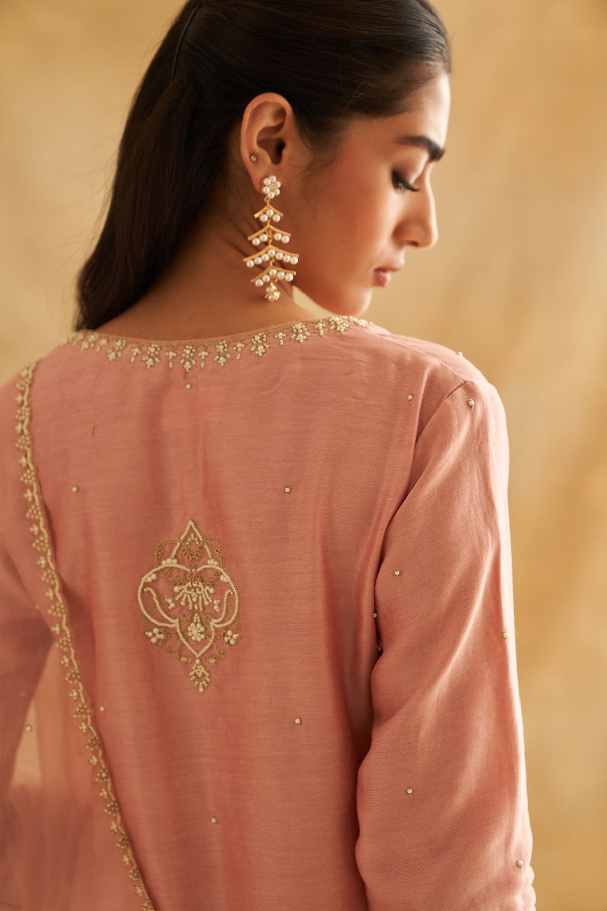 Lutfiya Kurta Set