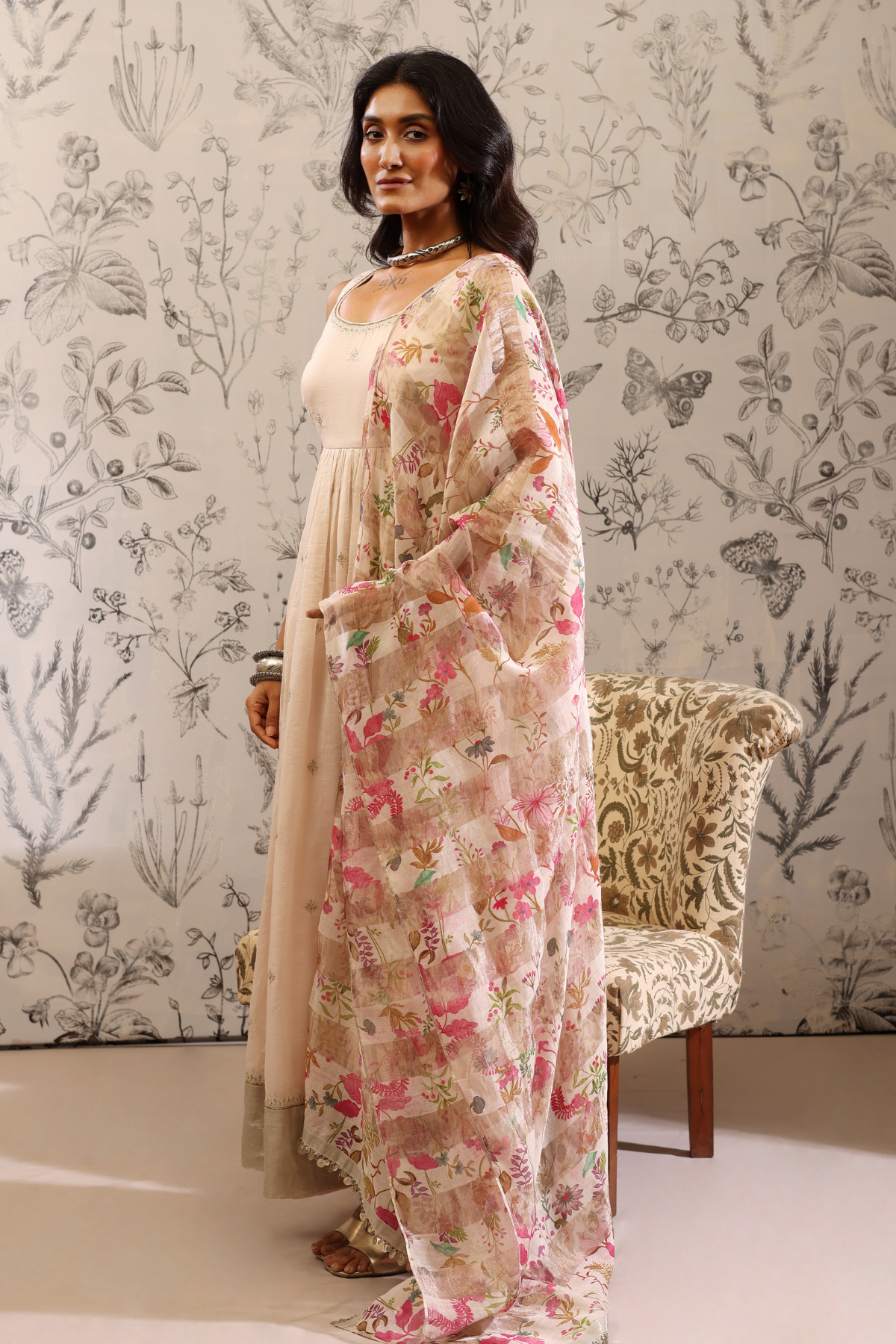 Aparajita - Kurta Set- White