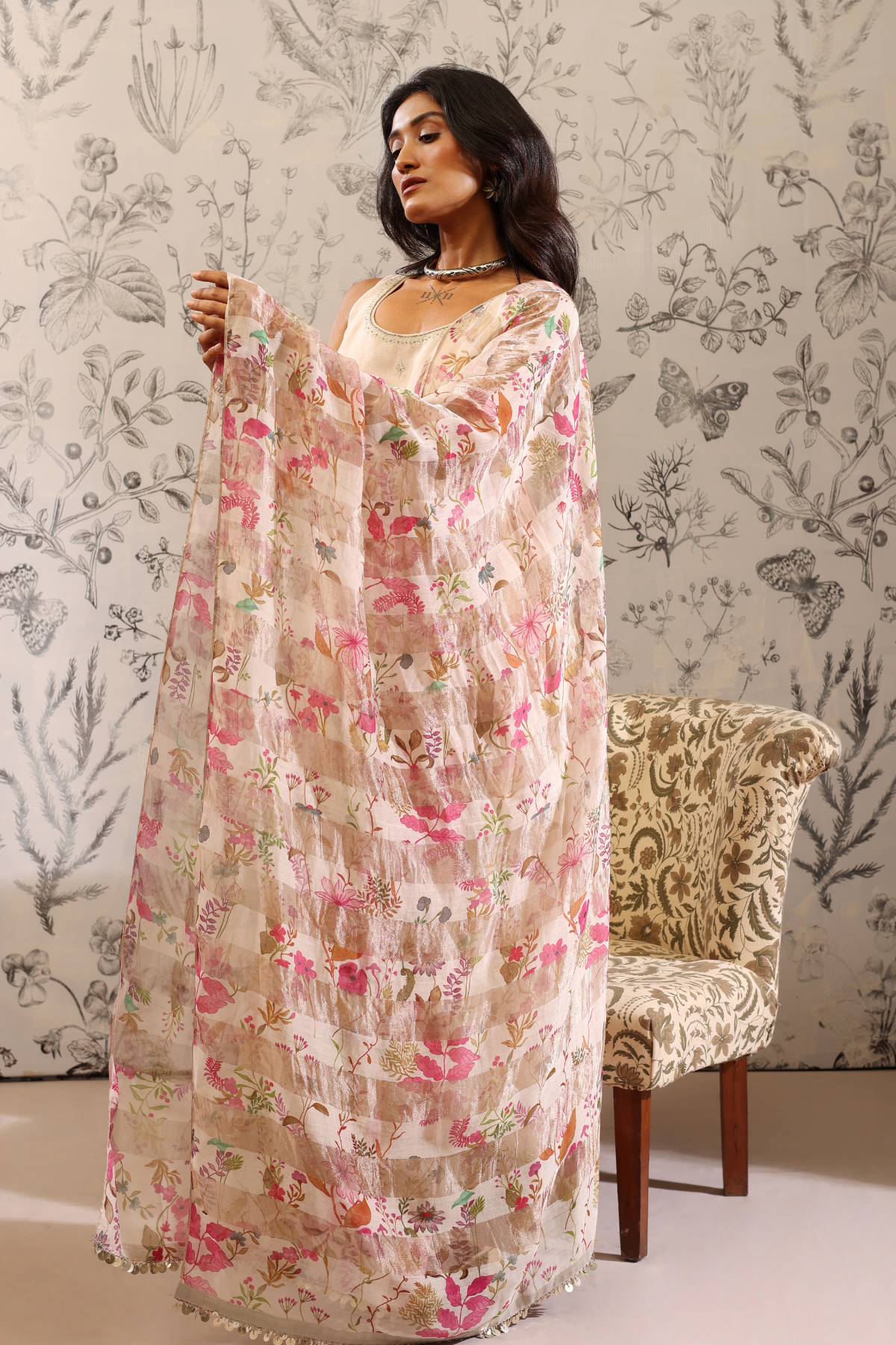 Aparajita - Kurta Set- White