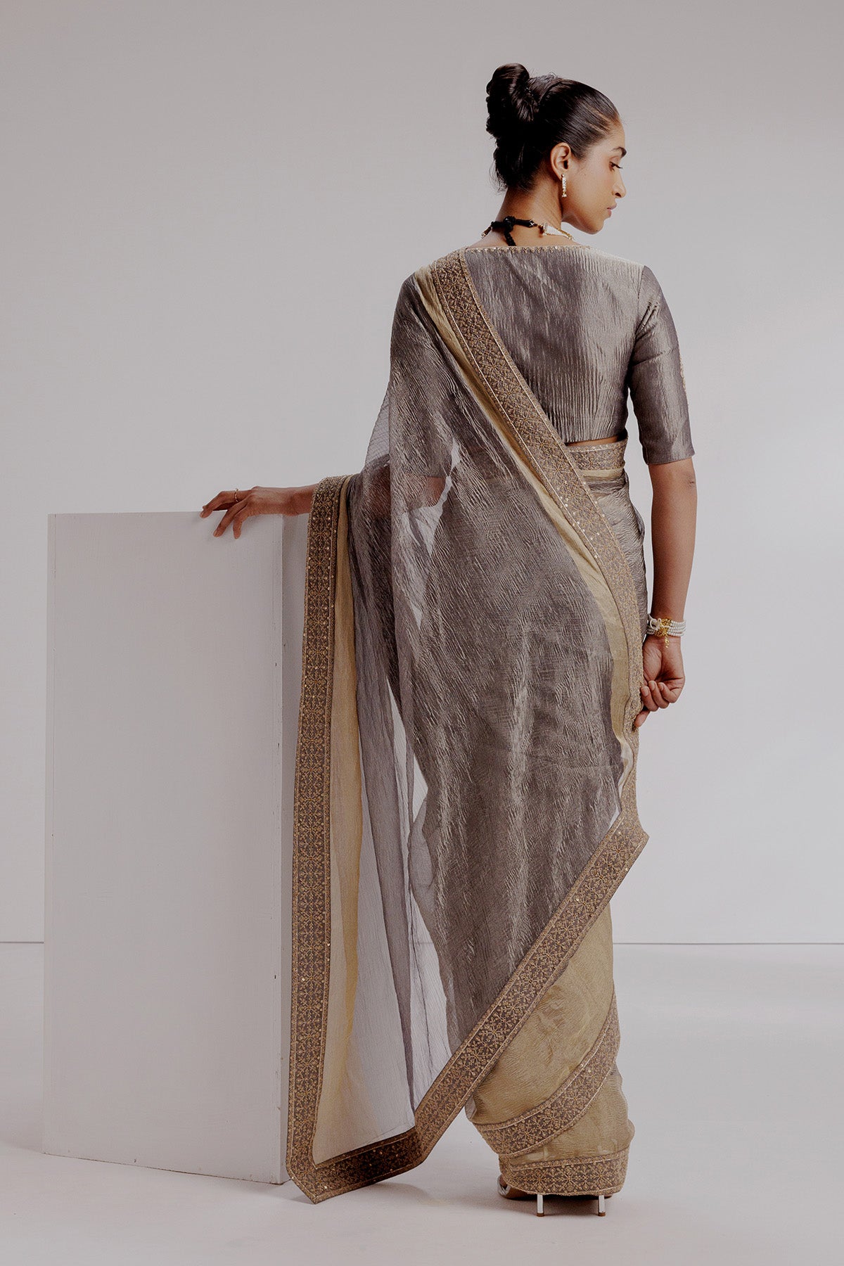 Yinara Saree