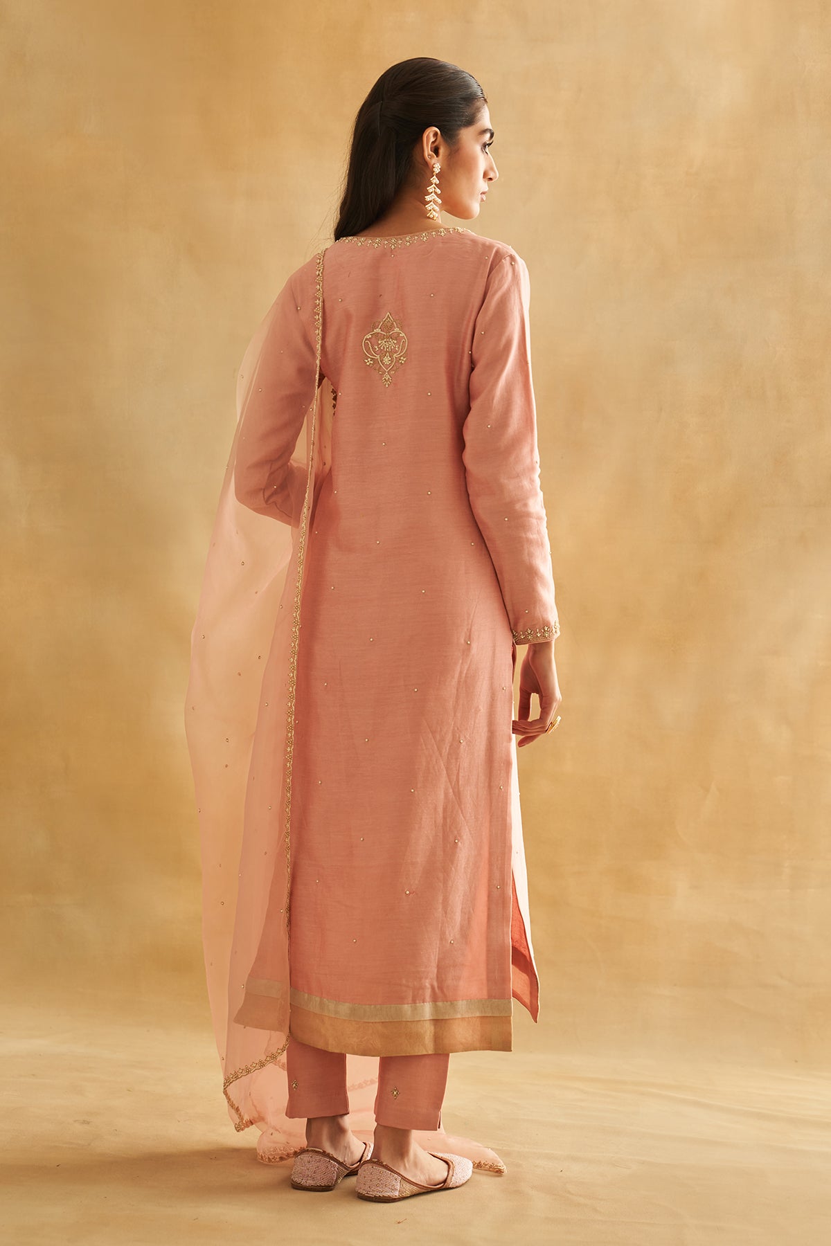 Lutfiya Kurta Set