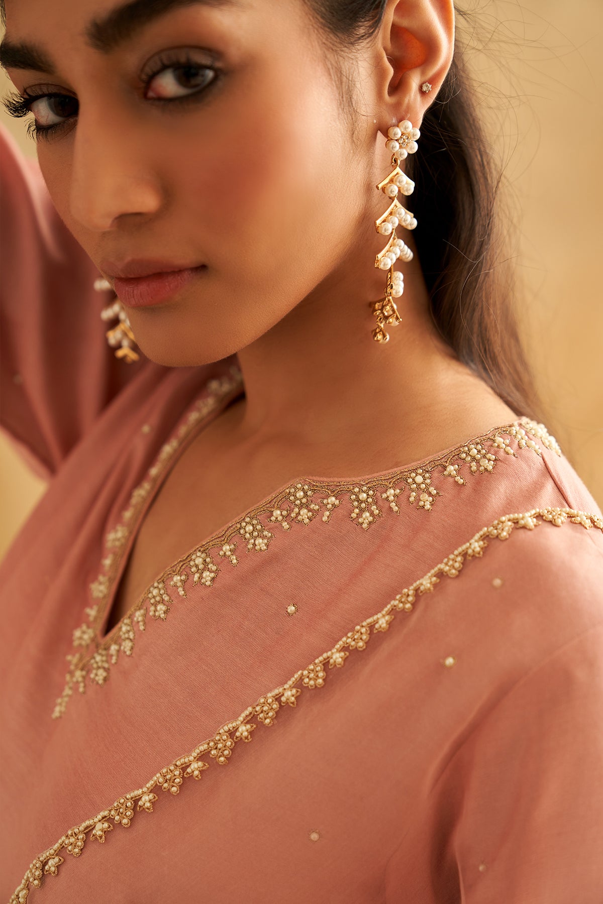 Lutfiya Kurta Set