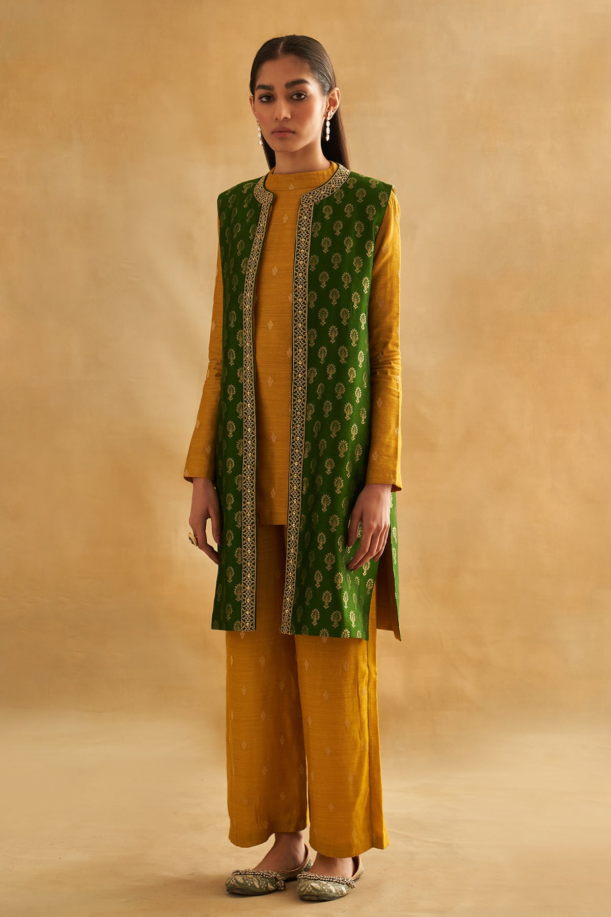 Elah : Tree of Turpentine - Jacket